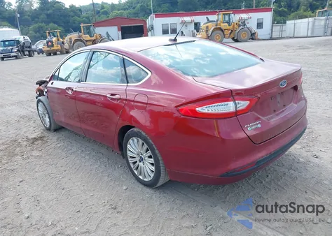 2016 Ford Fusion Energi Se Luxury из США, поврежденный, VIN 3FA6P0PU6GR162374